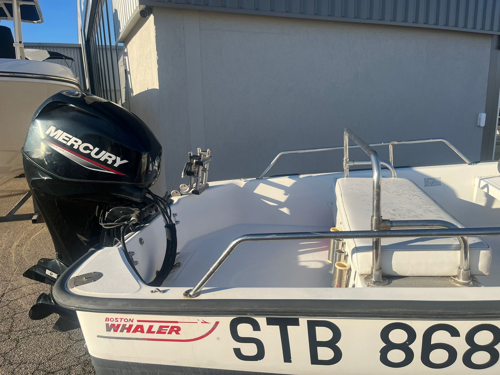 slider 5 Boston Whaler  13 Sport